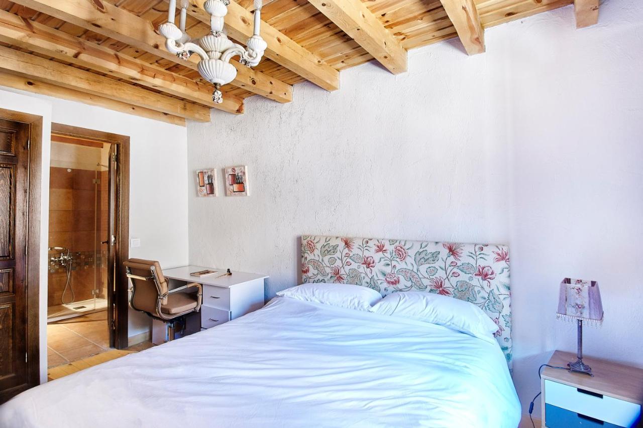 Hestia Vut Villa Ayllon Exterior photo